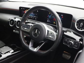 MERCEDES-BENZ A-CLASS 1.3 A200 AMG Line (Executive) Hatchback 5dr Petrol 7G-DCT Euro 6