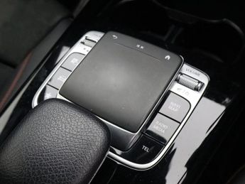 MERCEDES-BENZ A-CLASS 1.3 A200 AMG Line (Executive) Hatchback 5dr Petrol 7G-DCT Euro 6