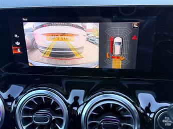 MERCEDES-BENZ B-CLASS 1.3 B250e 15.6kWh AMG Line Edition (Premium Plus) MPV 5dr Petrol