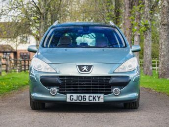 PEUGEOT 307 1.6 16v SE Estate 5dr Petrol Tiptronic (194 g/km, 110 bhp)