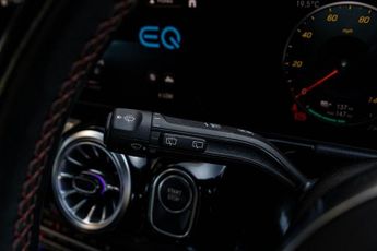 MERCEDES-BENZ EQA EQA 250 66.5kWh AMG Line SUV 5dr Electric Auto (190 ps)