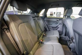 AUDI Q3 2.0 TFSI 40 S line SUV 5dr Petrol S Tronic quattro Euro 6 (s/s) 