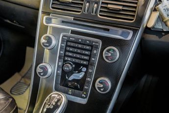 VOLVO XC60 2.0 D4 R-Design Lux Nav SUV 5dr Diesel Geartronic Euro 6 (s/s) (