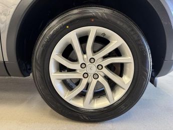 LAND ROVER DISCOVERY SPORT 2.0 TD4 SE Tech SUV 5 Door Diesel Automatic Grey 4WD 