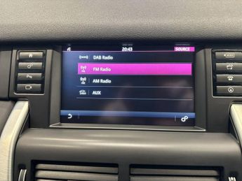 LAND ROVER DISCOVERY SPORT 2.0 TD4 SE Tech SUV 5 Door Diesel Automatic Grey 4WD 