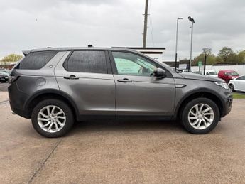 LAND ROVER DISCOVERY SPORT 2.0 TD4 SE Tech SUV 5 Door Diesel Automatic Grey 4WD 