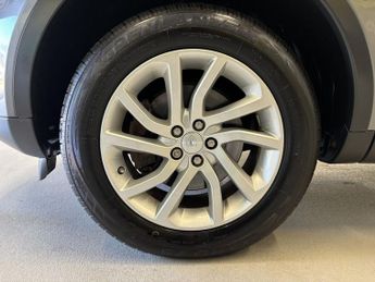 LAND ROVER DISCOVERY SPORT 2.0 TD4 SE Tech SUV 5 Door Diesel Automatic Grey 4WD 