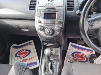 KIA SOUL 1.6 CRDi Tempest SUV 5dr Diesel Auto Euro 4 (126 bhp)