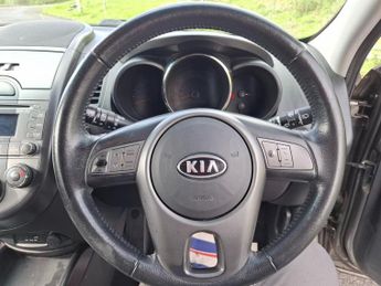 KIA SOUL 1.6 CRDi Tempest SUV 5dr Diesel Auto Euro 4 (126 bhp)