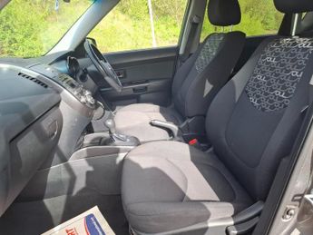 KIA SOUL 1.6 CRDi Tempest SUV 5dr Diesel Auto Euro 4 (126 bhp)
