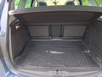 VAUXHALL MERIVA 1.4i Turbo SE MPV 5dr Petrol Auto Euro 6 (120 ps)