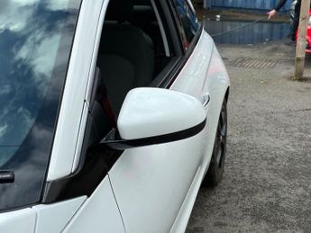 VAUXHALL ADAM 1.4 16v JAM Hatchback 3dr Petrol Manual Euro 5 (87 ps)