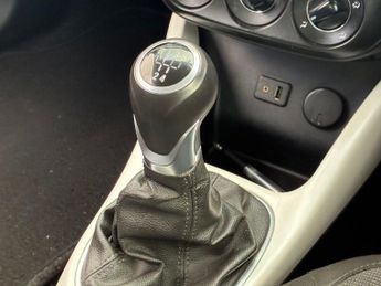 VAUXHALL ADAM 1.4 16v JAM Hatchback 3dr Petrol Manual Euro 5 (87 ps)