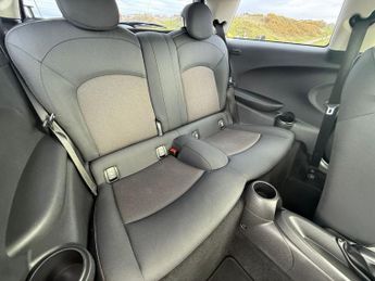 MINI HATCH 1.5 Cooper D Hatchback 3dr Diesel Manual Euro 6 (s/s) (116 ps)
