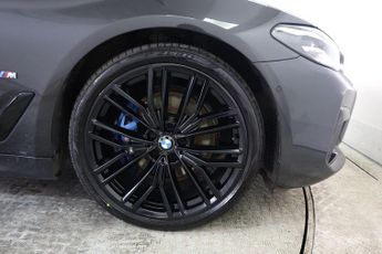 BMW 5 SERIES 2.0 520d MHT M Sport Steptronic Euro 6 (s/s) 4dr