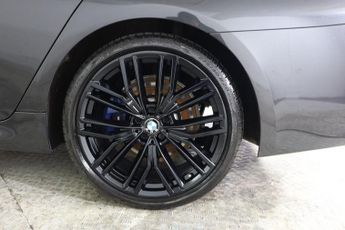 BMW 5 SERIES 2.0 520d MHT M Sport Steptronic Euro 6 (s/s) 4dr