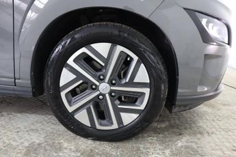 HYUNDAI KONA 64kWh Premium Auto 5dr (10.5kW Charger)