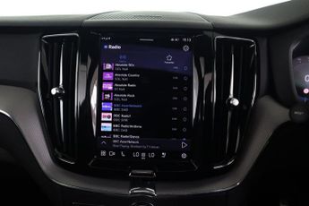 VOLVO XC60 2.0 B5 MHEV R-Design Auto Euro 6 (s/s) 5dr