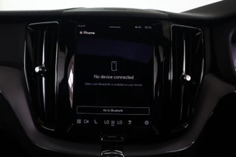 VOLVO XC60 2.0 B5 MHEV R-Design Auto Euro 6 (s/s) 5dr