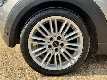 MINI HATCH 1.5 Cooper Hatchback 3dr Petrol Auto Euro 6 (s/s) (136 ps)