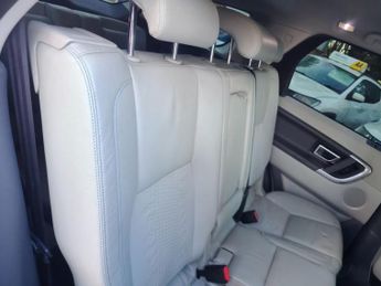 LAND ROVER DISCOVERY SPORT 2.2 SD4 SE SUV 5dr Diesel Auto 4WD Euro 5 (s/s) (190 ps)