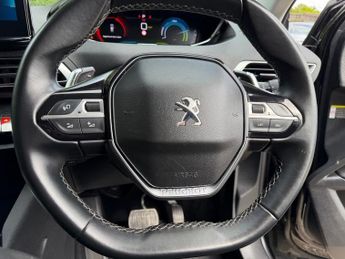 PEUGEOT 3008 1.6 13.2kWh Allure Premium SUV 5dr Petrol Plug-in Hybrid 