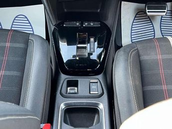 VAUXHALL CORSA Corsa E Anniversary Edition 5dr