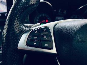 MERCEDES-BENZ GLC 2.1 GLC220d AMG Line (Premium) SUV 5dr Diesel G-Tronic 4MATIC Eu