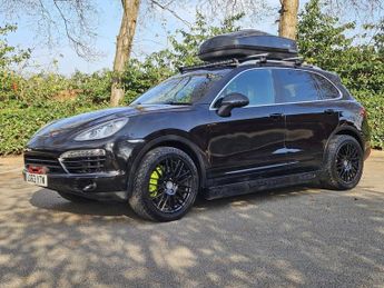 Porsche Cayenne 3.0 TD V6 SUV 5dr Diesel Tiptronic 4WD Euro 5 (s/s) (240 ps)