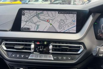 BMW 2 SERIES GRAN COUPE 1.5 218i M Sport Saloon 4dr Petrol DCT Euro 6 (s/s) (136 ps) Fro