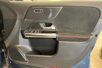 MERCEDES-BENZ GLA-CLASS 1.3 GLA200 AMG Line (Executive) SUV 5dr Petrol 7G-DCT Euro 6 (s/