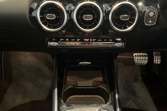 MERCEDES-BENZ GLA-CLASS 1.3 GLA200 AMG Line (Executive) SUV 5dr Petrol 7G-DCT Euro 6 (s/