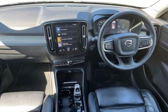 VOLVO XC40 1.5h T5 Recharge 10.7kWh Ultimate Bright SUV 5dr Petrol Plug-in 