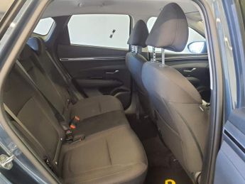 HYUNDAI TUCSON 1.6 T-GDi MHEV SE Connect SUV 5dr Petrol Hybrid DCT Euro 6 (s/s)