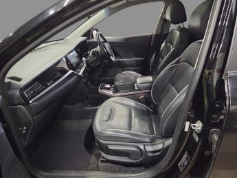 KIA NIRO 64kWh 4+ SUV 5dr Electric Auto (201 bhp) Reverse Camera, Front /