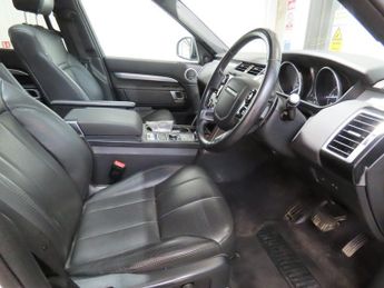 LAND ROVER DISCOVERY 3.0 SD V6 Landmark Edition SUV 5dr Diesel Auto 4WD Euro 6 (s/s) 