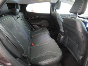 FORD MUSTANG MACH-E Extended Range 91kWh SUV 5dr Electric Automatic (294 ps)