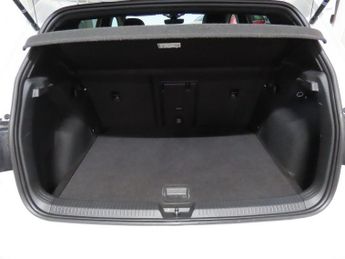 VOLKSWAGEN GOLF 2.0 TDI GTD Hatchback 5dr Diesel DSG Euro 6 (s/s) (200 ps) Front