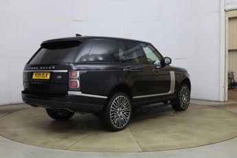 LAND ROVER RANGE ROVER 3.0 SD V6 Autobiography SUV 5dr Diesel Auto 4WD Euro 6 (s/s) (27
