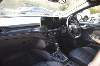 FORD FOCUS ST-LINE X MHEV AUTO 5d 