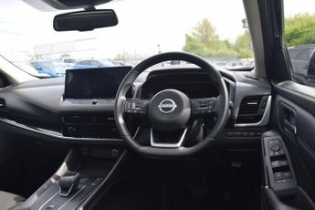 NISSAN QASHQAI 1.3 DIG-T MHEV N-Connecta SUV 5dr Petrol Hybrid XTRON Euro 6 (s/