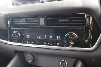 NISSAN QASHQAI 1.3 DIG-T MHEV N-Connecta SUV 5dr Petrol Hybrid XTRON Euro 6 (s/