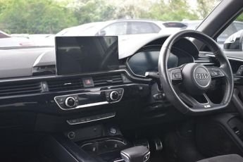 AUDI A4 2.0 TFSI 35 Black Edition Saloon 4dr Petrol S Tronic Euro 6 (s/s