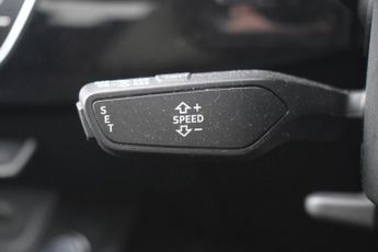 AUDI A4 2.0 TFSI 35 Black Edition Saloon 4dr Petrol S Tronic Euro 6 (s/s