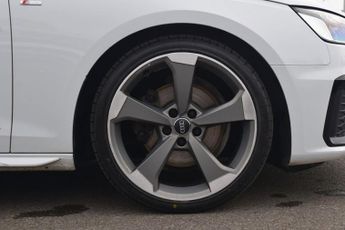 AUDI A4 2.0 TFSI 35 Black Edition Saloon 4dr Petrol S Tronic Euro 6 (s/s