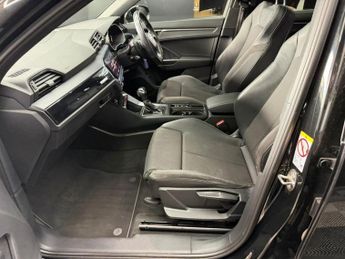 AUDI Q3 1.5 TFSI CoD 35 Black Edition SUV 5dr Petrol S Tronic Euro 6 (s/