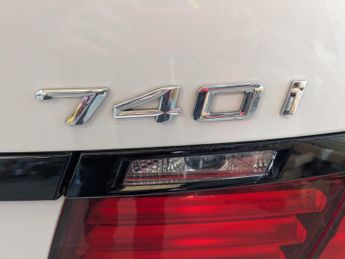 BMW 7 SERIES 3.0 740i SE Saloon 4dr Petrol Auto Euro 5 (s/s) (320 ps)