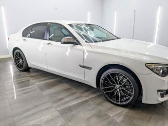 BMW 7 SERIES 3.0 740i SE Saloon 4dr Petrol Auto Euro 5 (s/s) (320 ps)