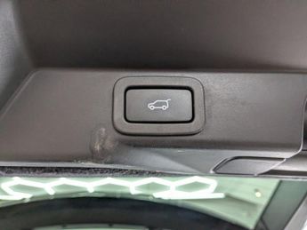 LAND ROVER RANGE ROVER SPORT 3.0 SD V6 HSE Dynamic SUV 5dr Diesel Auto 4WD Euro 6 (s/s) (306 