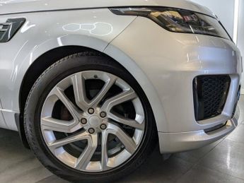 LAND ROVER RANGE ROVER SPORT 3.0 SD V6 HSE Dynamic SUV 5dr Diesel Auto 4WD Euro 6 (s/s) (306 